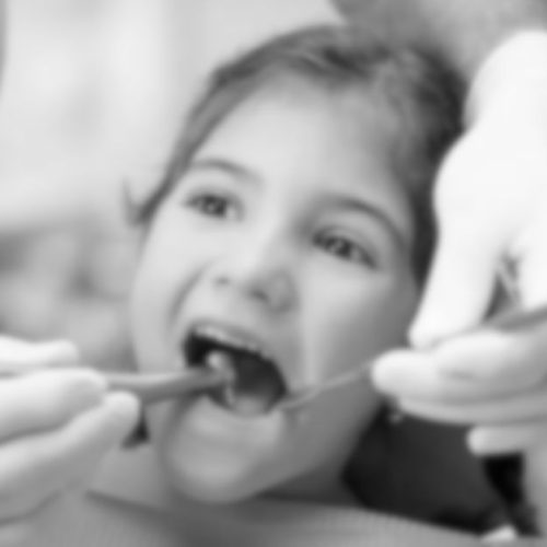 Menina de 8 anos perde a vida após extrair um dente e caso gera enorme comoção